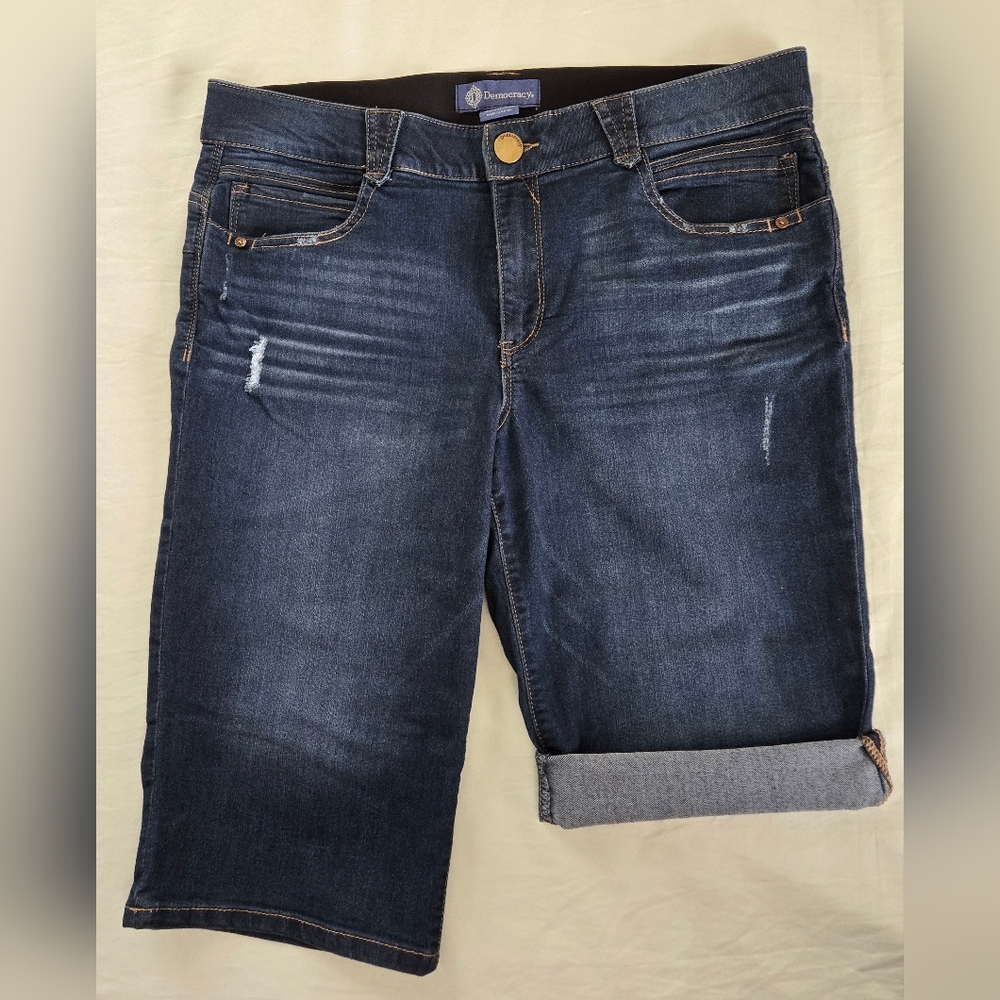 Democracy 'Ab-solution' Denim Bermuda Shorts Folded Cuff Size 14 Like New